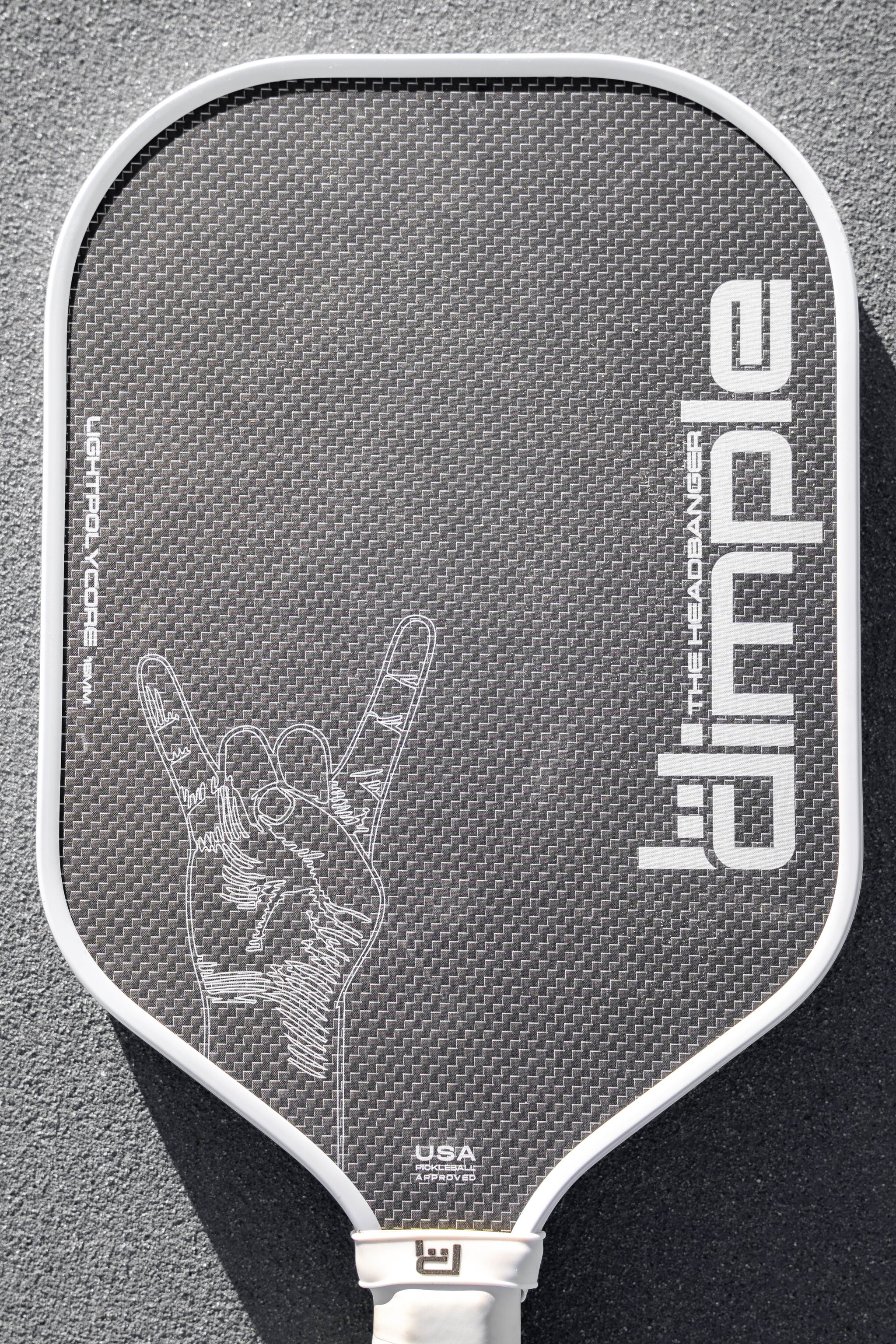 [PRO] The Headbanger - White